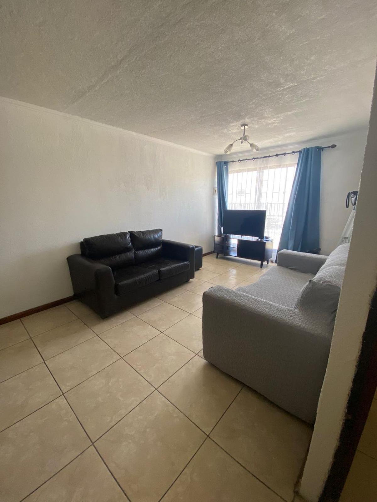 Casa 3 D /2 B Zona 4 Esquina La Serena